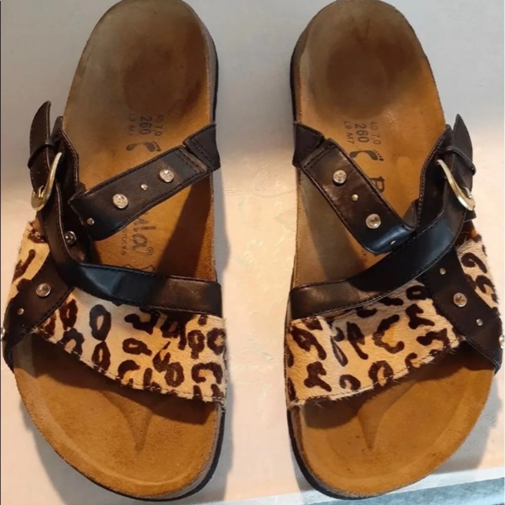 SOLD - Picture 3 of 8